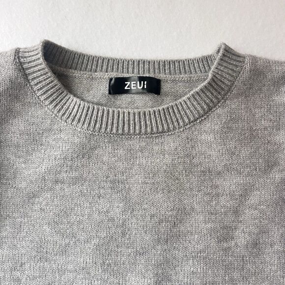 ZEUI Women’s Grey Crewneck Sweater Fuzzy Floral Accents Size Large Cozy Soft - Picture 7 of 16